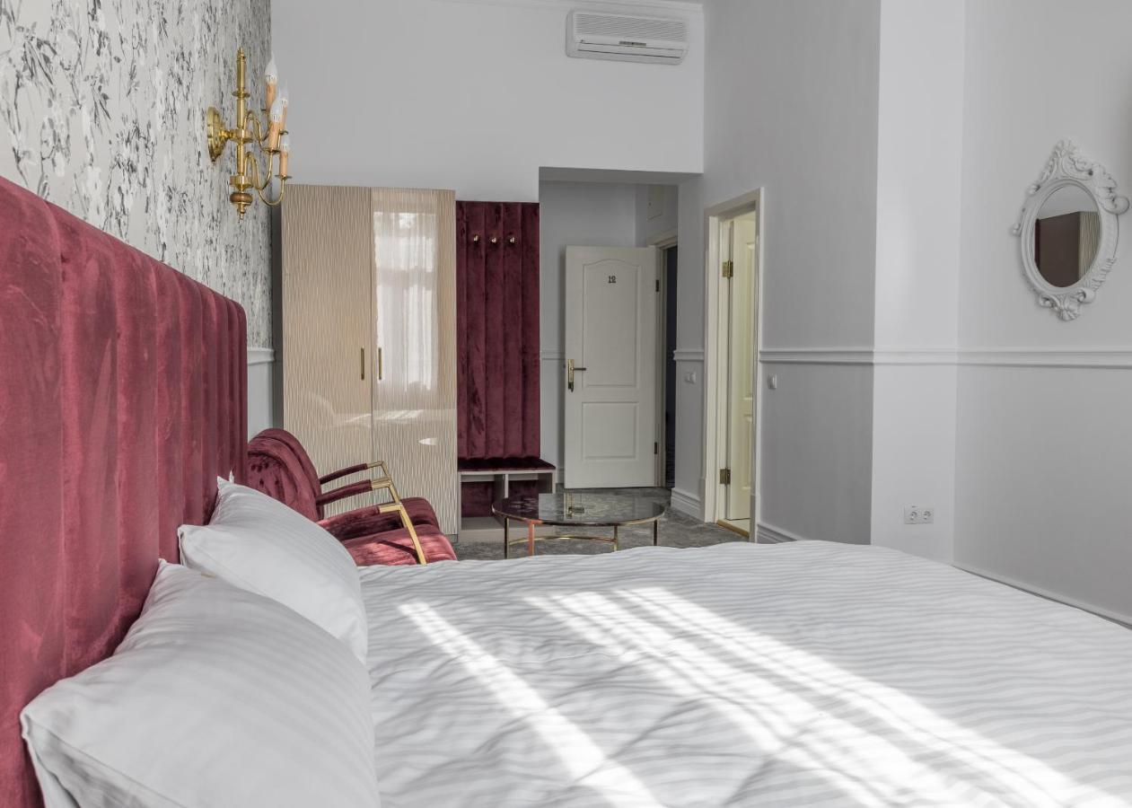 Hotel Vila Central Boutique Satu Mare Exterior foto