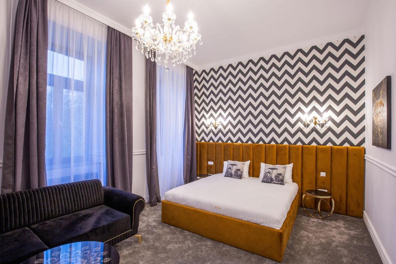 Hotel Vila Central Boutique Satu Mare Exterior foto